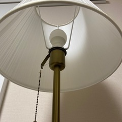 フロアランプ　照明の画像