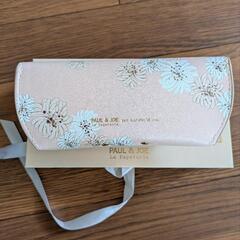 【お値下げ】PAULE＆JOE　眼鏡ケースの画像