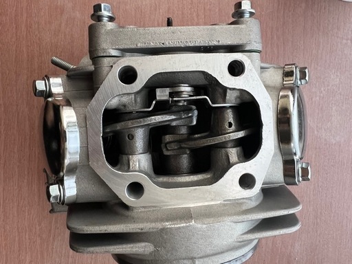 150ccロンシンカム125ccシリンダーヘッドカブ　モンキー　ビック　デコンプ付きシリンダーヘッドモンキー・ゴリラ・ダックス・カブ・ATV・DAX