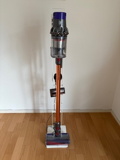 取引中【ダイソン掃除機】Dyson Cyclone V10 Fluffy