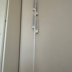 縦向き　突っ張り物干しポール