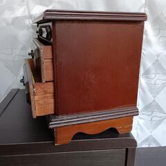 オルゴール付き小物入れ②の画像
