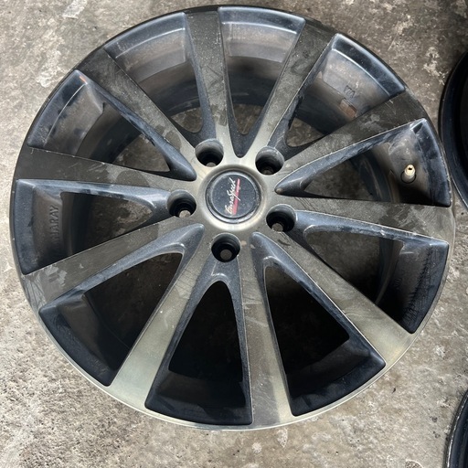 今日明日限定。17インチホイール