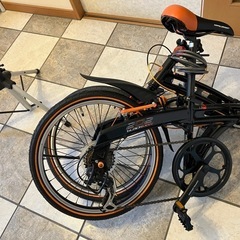 折りたたみ自転車の画像