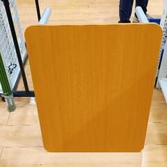 0517-028 テーブル　足取り外せます