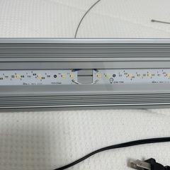 【値下げ！！！！】【ジャンク品】アクロ ＴＲＩＡＮＧＬＥ ＬＥＤ ＧＲＯＷ　900の画像
