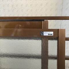 格子付きアルミサッシの画像