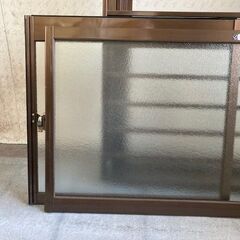 格子付きアルミサッシの画像