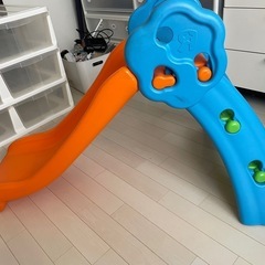 子ども用滑り台、椅子