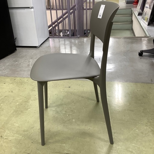 スタッキングチェアー　CALLIGARIS