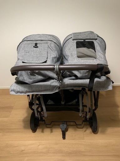 双子用ベビーカー　ココダブル