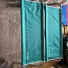 キャンプ用ベンチ