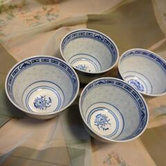 中国セット　餃子皿セットと茶碗、ポットと茶器、蓋付きマグカップの画像