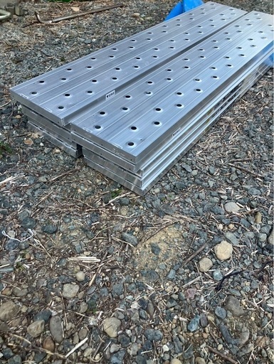 アルミ足場　鉄板