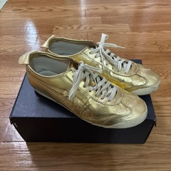 オニツカタイガー　スニーカーの画像