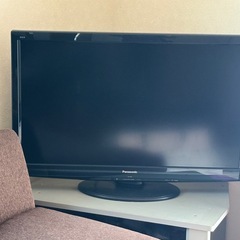 Panasonic液晶テレビ37型とテレビ台
