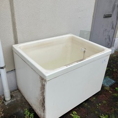 浴槽　メダカ貯水用