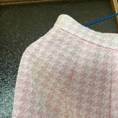 ピンクのスカートの画像