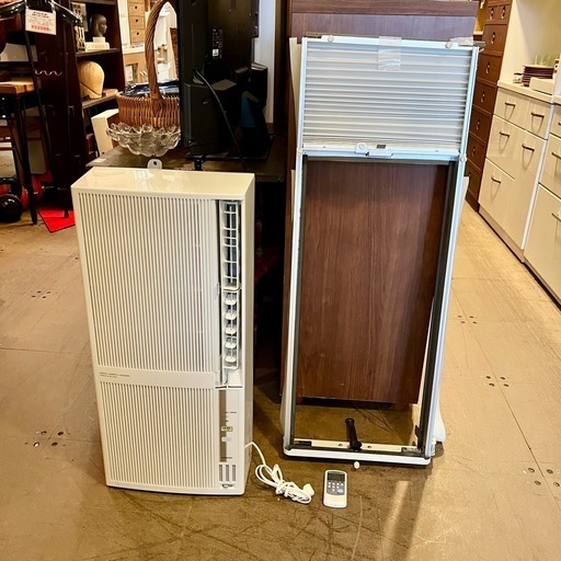 《売約済み》【武蔵小山店】 窓用エアコン　窓コン　ホワイト　リモコン　付き　2022年製　窓枠付き　美品　検）　エアコン　冷房　一人暮らし　単身　スポットクーラー　ウィンドウエアコン　窓クーラー　窓型エアコン　工事不要　取り付け簡単　賃貸対応　CWH-A1822