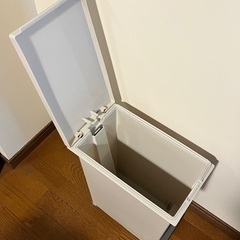 ニトリ　ゴミ箱　30リットル用の画像