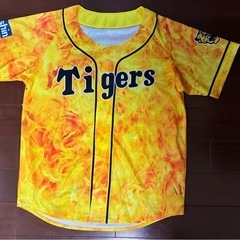阪神
タイガース観戦ユニフォーム　4枚 の画像