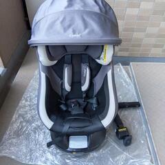 コンビ　チャイルドシート　ネルーム　新生児可　回転タイプの画像
