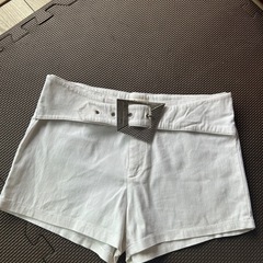 ショートパンツ