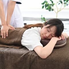 その日その日ゆっくり眠れるようにリラックスしていただく施術