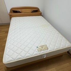 引越しのため格安出品！ダブルベッド 高級マットレス付き