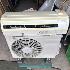 佐賀　ルームエアコン　100v 2.8kw 2007 日立　リモ...