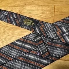 Vivienne Westwood チェック柄ネクタイの画像