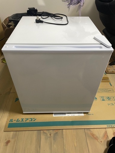 Abitelax 電気冷蔵庫　小型　2023年製