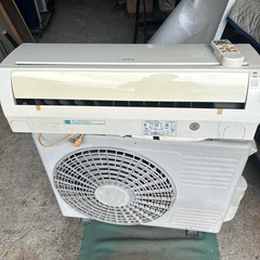 佐賀　ルームエアコン　日立　2.8kw 2010年製　動作確認済　リモコン付き 
