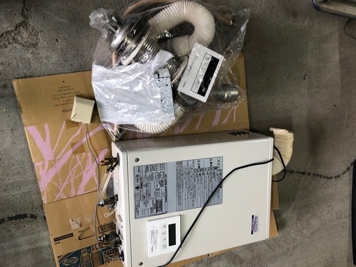 北海道旭川市直接手渡し限定品　 CORONA コロナ 石油給湯器 UKB-AG470MX 2021年製 通電確認済み 中古 追い焚き付き ボイラー