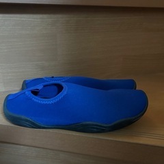子供用サンダルの画像