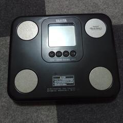 体重計