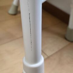 リッチェル 折りたたみシャワーチェア　肘掛け付ピンクの画像