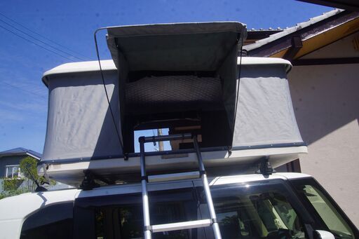 ルーフテント　フジカーズジャパン製マグタワー