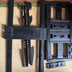 テレビ　壁掛け　金具　　60インチ