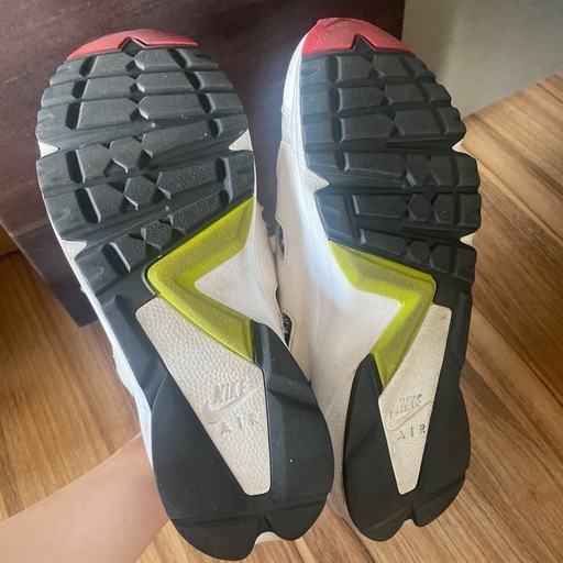 NIKE ナイキエアハラチインターナショナル 27cm
