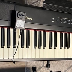 電子ピアノ