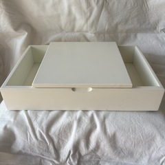 テーブルで使えるミニドレッサーの画像