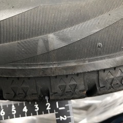 【お取引中】タイヤ　スタッドレス　ブリザックVRX2 165-70R14 TOYOTA純正ホイルカバー付き　4本の画像