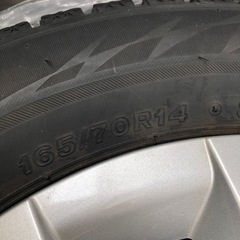 【お取引中】タイヤ　スタッドレス　ブリザックVRX2 165-70R14 TOYOTA純正ホイルカバー付き　4本の画像