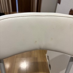 折りたたみイスの画像