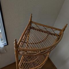 ラタン　籐　三角コーナー　ラック　棚　物置　アンティークの画像