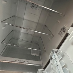 🔵中型〜大型冷蔵庫番号125 maxzen 2024年製【327ℓ】大阪府内全域配達無料【保管場所での引取は3000円値引き】しますの画像