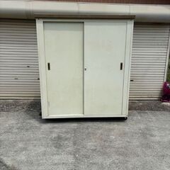 決定 物置 倉庫 収納庫 スチール 大型 収納庫 屋外物置 防さ...