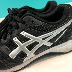 【23.5cm】asics アシックス　スニーカー　運動靴　ブラック×シルバーの画像