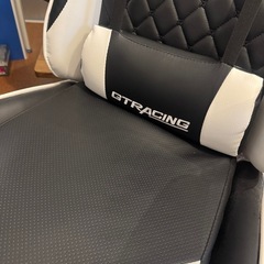 ゲーミングチェアの画像